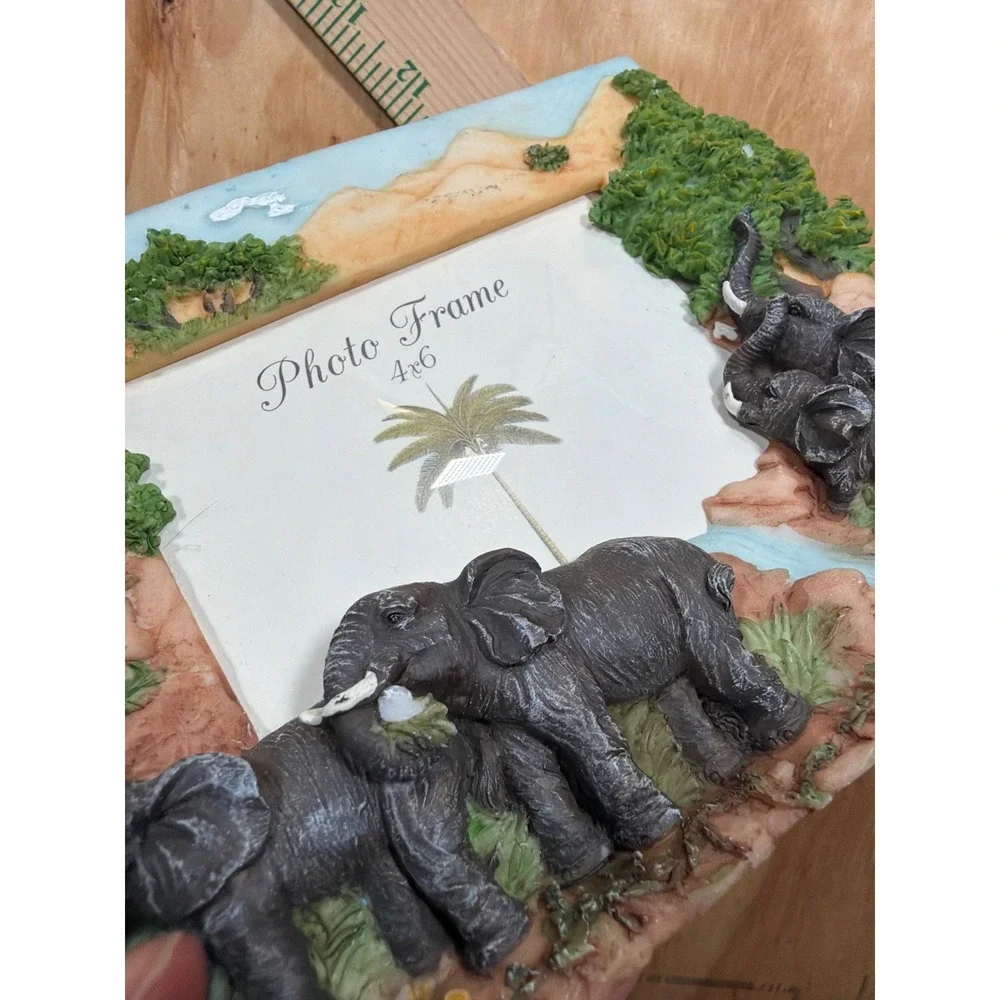 African Safari Elephant 3D Resin Photo Frame 4x6 Wildlife Savanna Decor